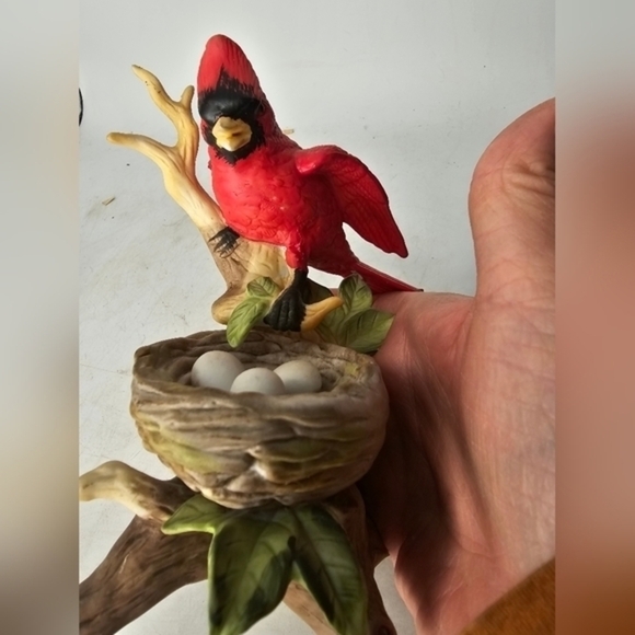 Ceramic Cardinal on a branch‎ with eggs in a nest - Picture 1 of 8
